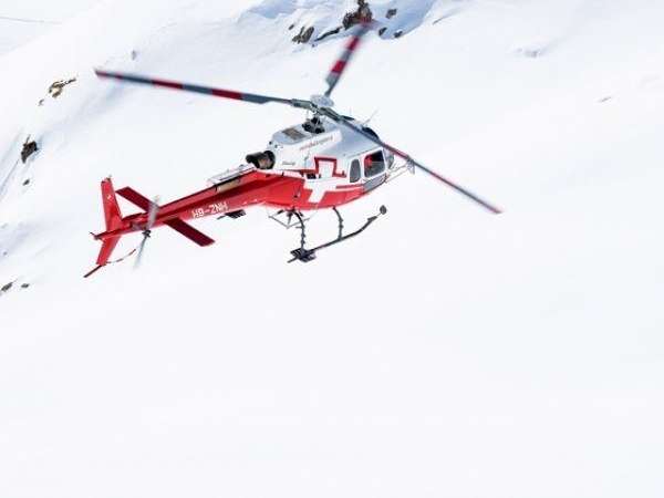 10% discount: Helicopter sightseeing flights from the Schattenhalb base