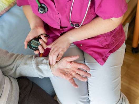 Fachperson Gesundheit FaGe 80-100% mit Tagesverantwortung