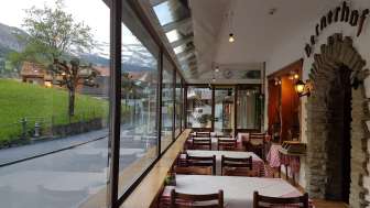 Taverne