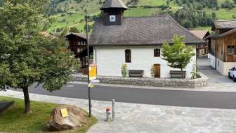 Posten bei der Kirche