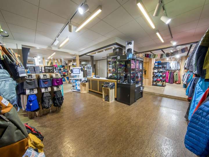 Backdoor Shop