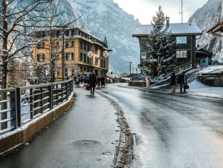 Le village de Lauterbrunnen en hiver.