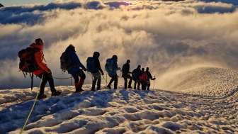 10% discount: Vorder Tierberg mountain tour with sunrise