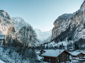 Le village de Lauterbrunnen en hiver.