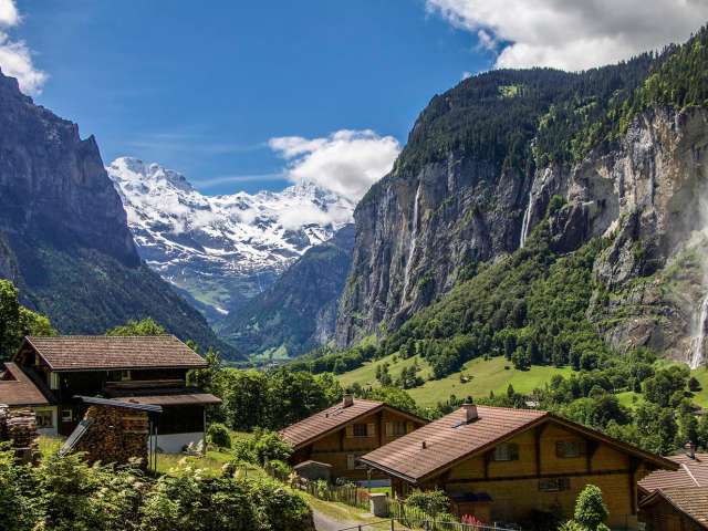 Randonnée dans la vallée des 72 cascades