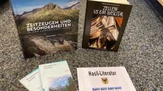 10% discount: Haslital hiking map and the entire Haslital literature range