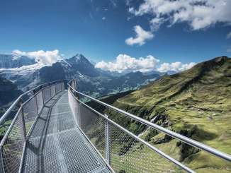First Cliff Walk mit Aussicht auf den Eiger.