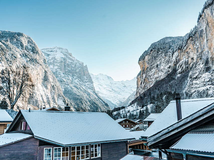 Le village de Lauterbrunnen en hiver.